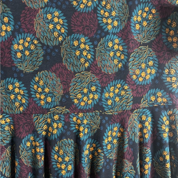 Floral Patterned‎ Women's Dress Medium - Picture 2 of 3